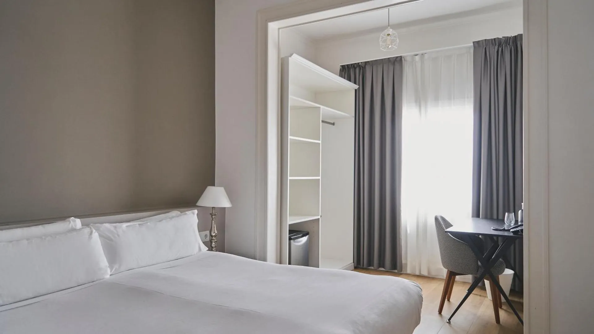 Meson Castilla Atiram Hotels Barcelona 3*,